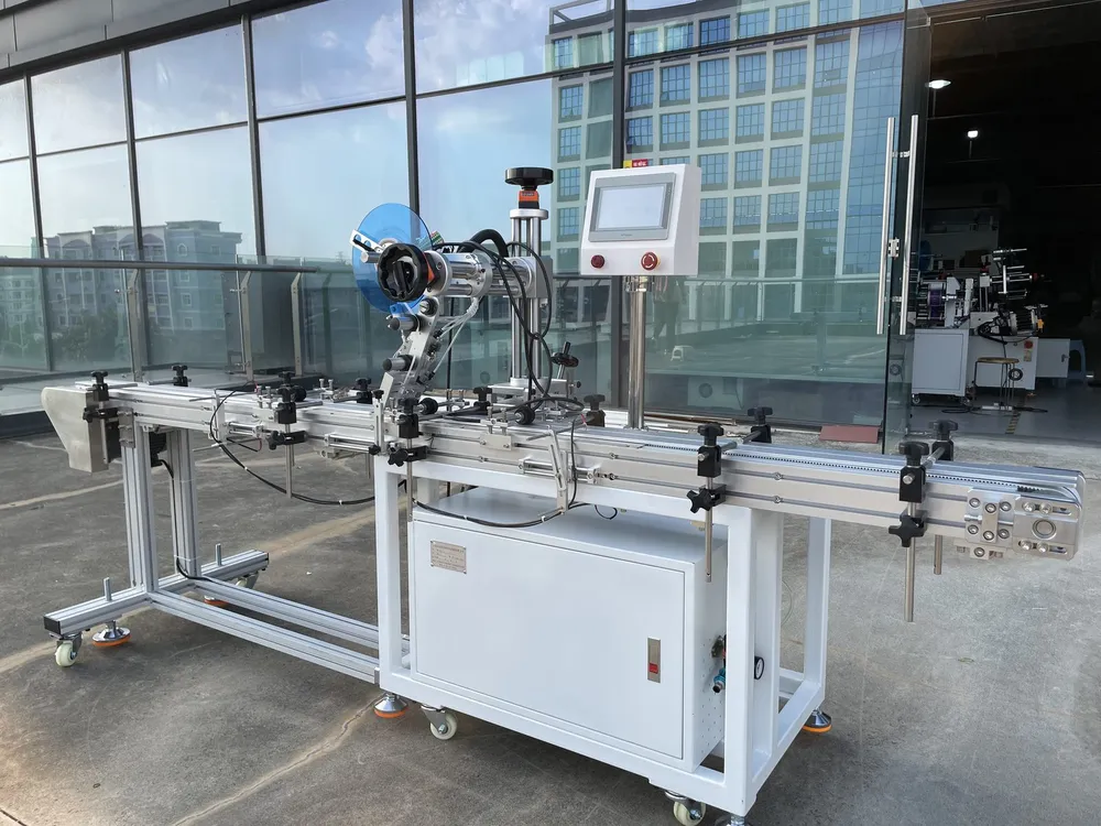 Inline Conveyor Tape Applicator — Conveyor with adjustable side guides and the tape head